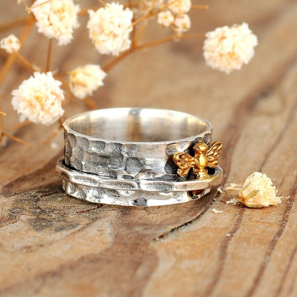 Vintage Bee Spinner Ring